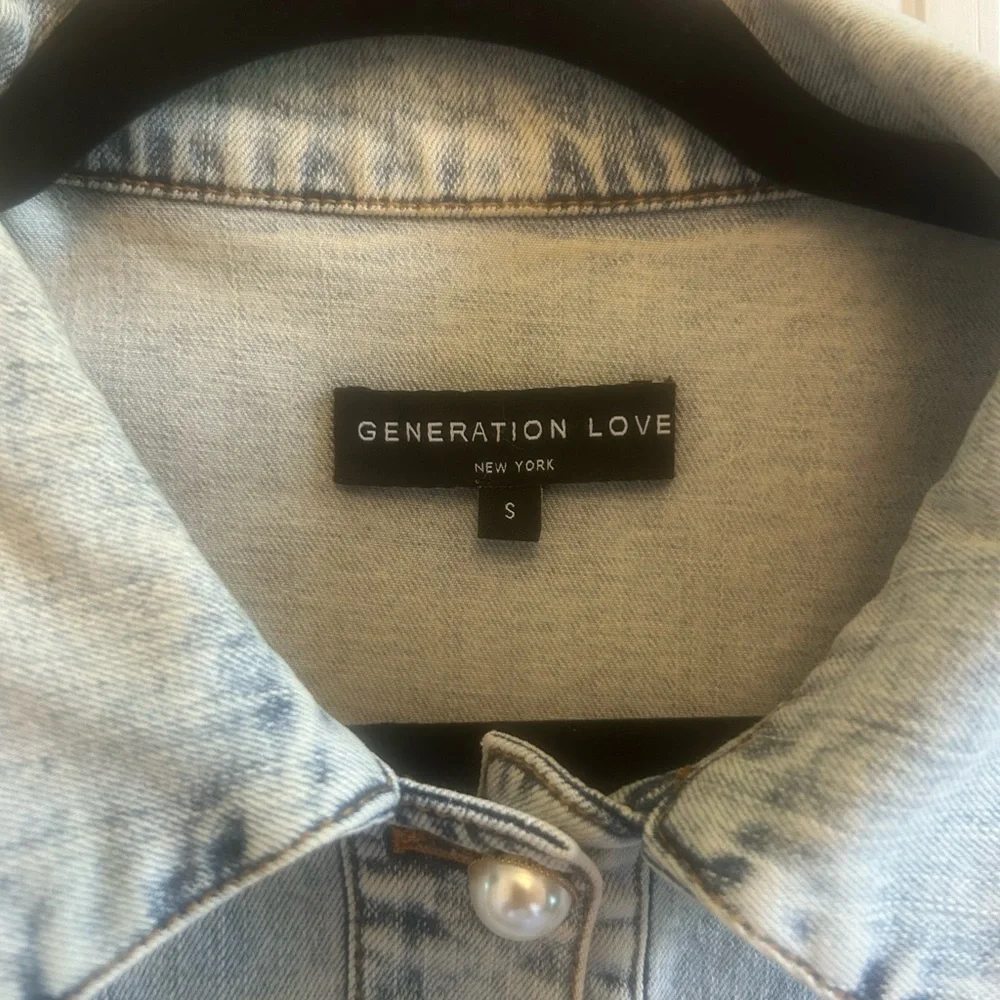 Generation Love Distressed Light Blue Denim Jacket with Pearl Buttons - Picture 2 of 3